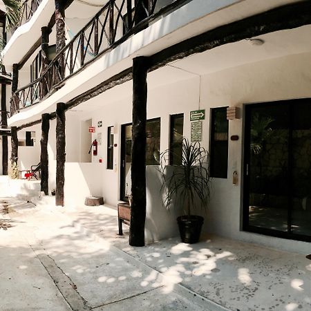 Siesta Fiesta Hotel Adults Only - 5Th Avenue Плая-дель-Кармен Экстерьер фото