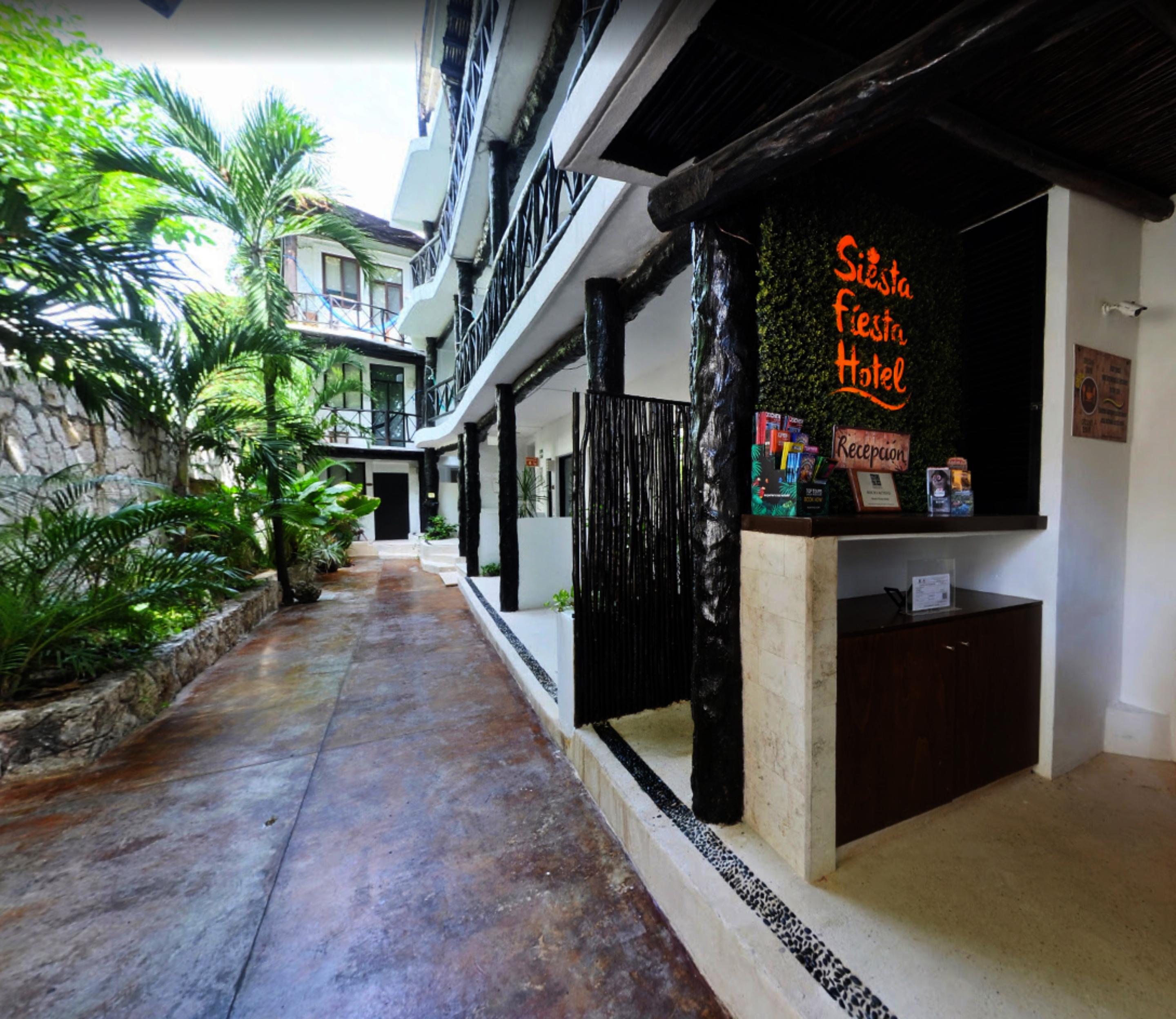 Siesta Fiesta Hotel Adults Only - 5Th Avenue Плая-дель-Кармен Экстерьер фото