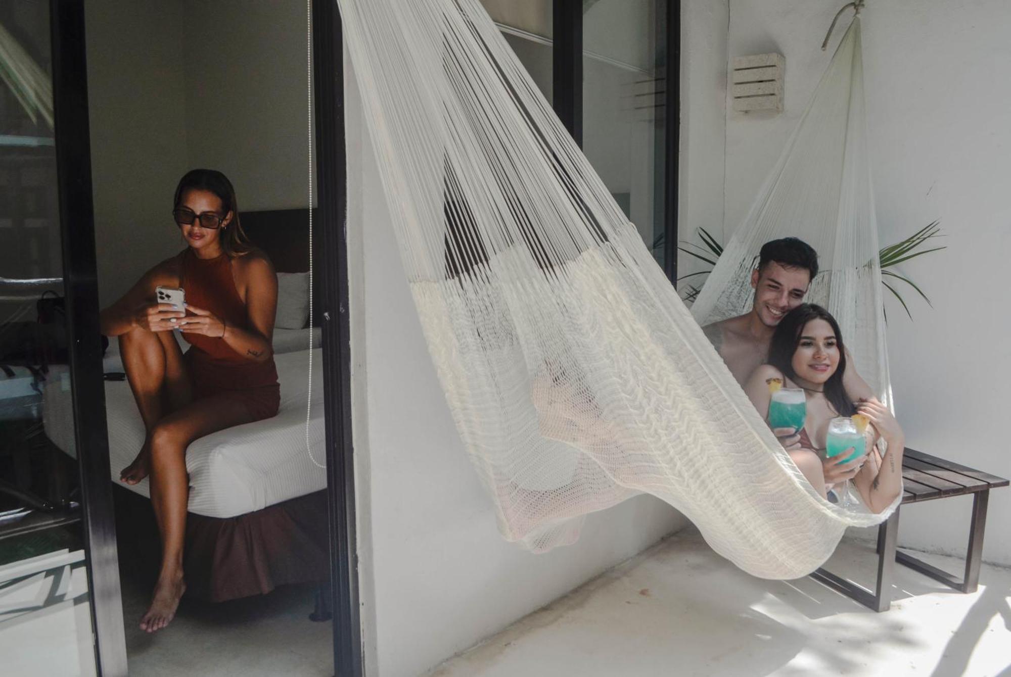 Siesta Fiesta Hotel Adults Only - 5Th Avenue Плая-дель-Кармен Экстерьер фото