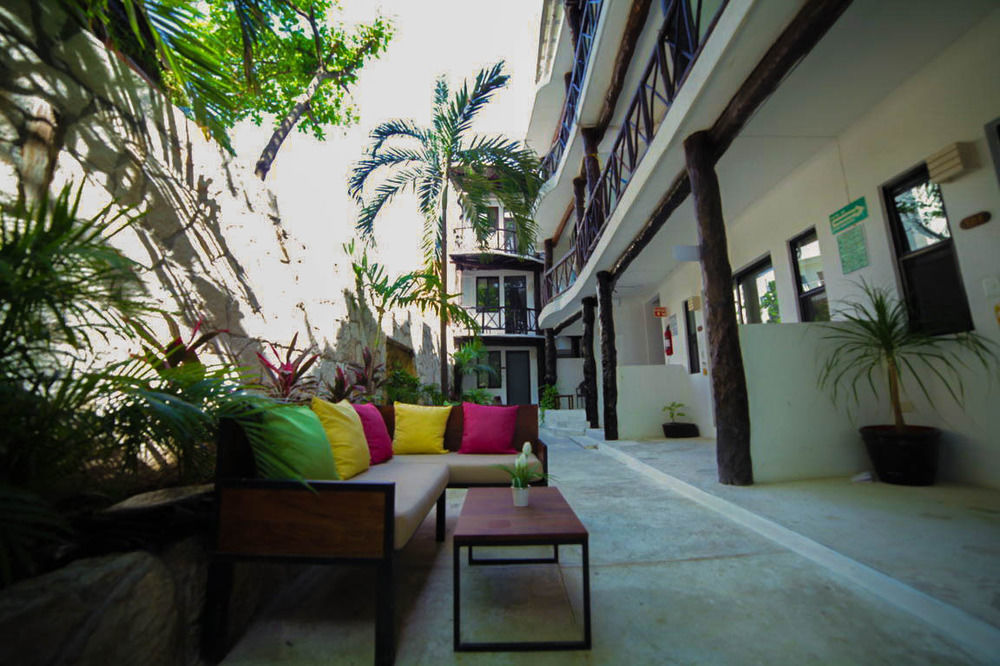 Siesta Fiesta Hotel Adults Only - 5Th Avenue Плая-дель-Кармен Экстерьер фото