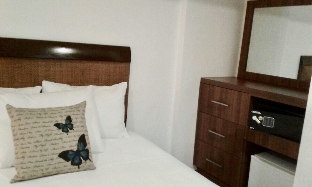 Siesta Fiesta Hotel Adults Only - 5Th Avenue Плая-дель-Кармен Экстерьер фото